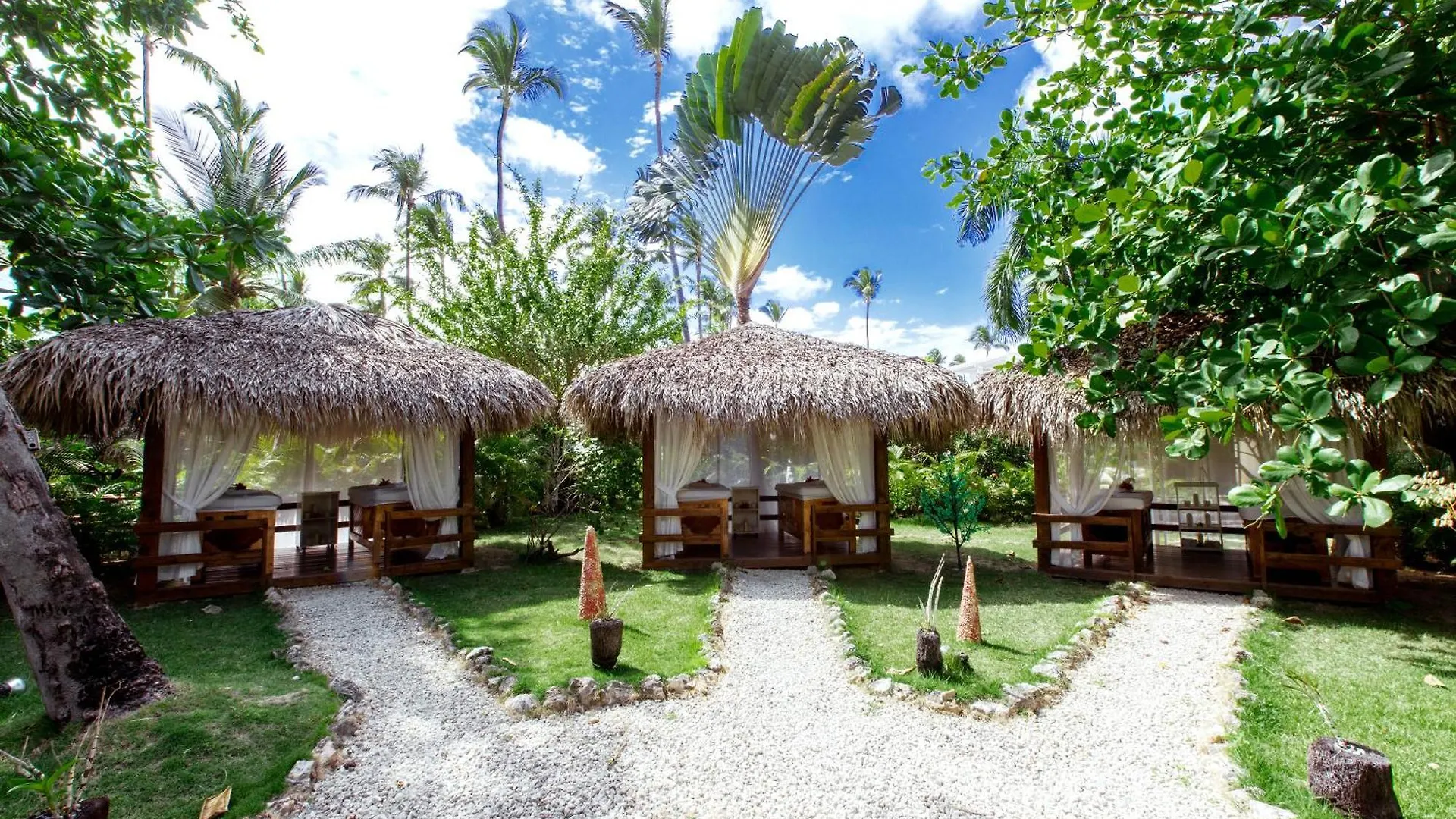 Grand Caribe Suites Playa Los Corales Punta Cana 5*,